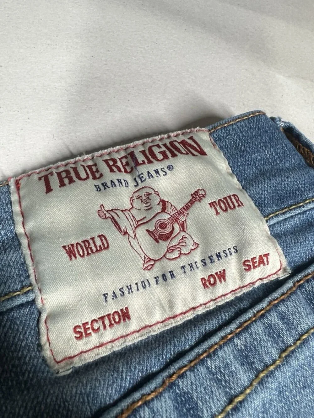 True Religion Men's Rocco Relaxed Skinny Jeans 32 x 32 Medium Wash Stretch